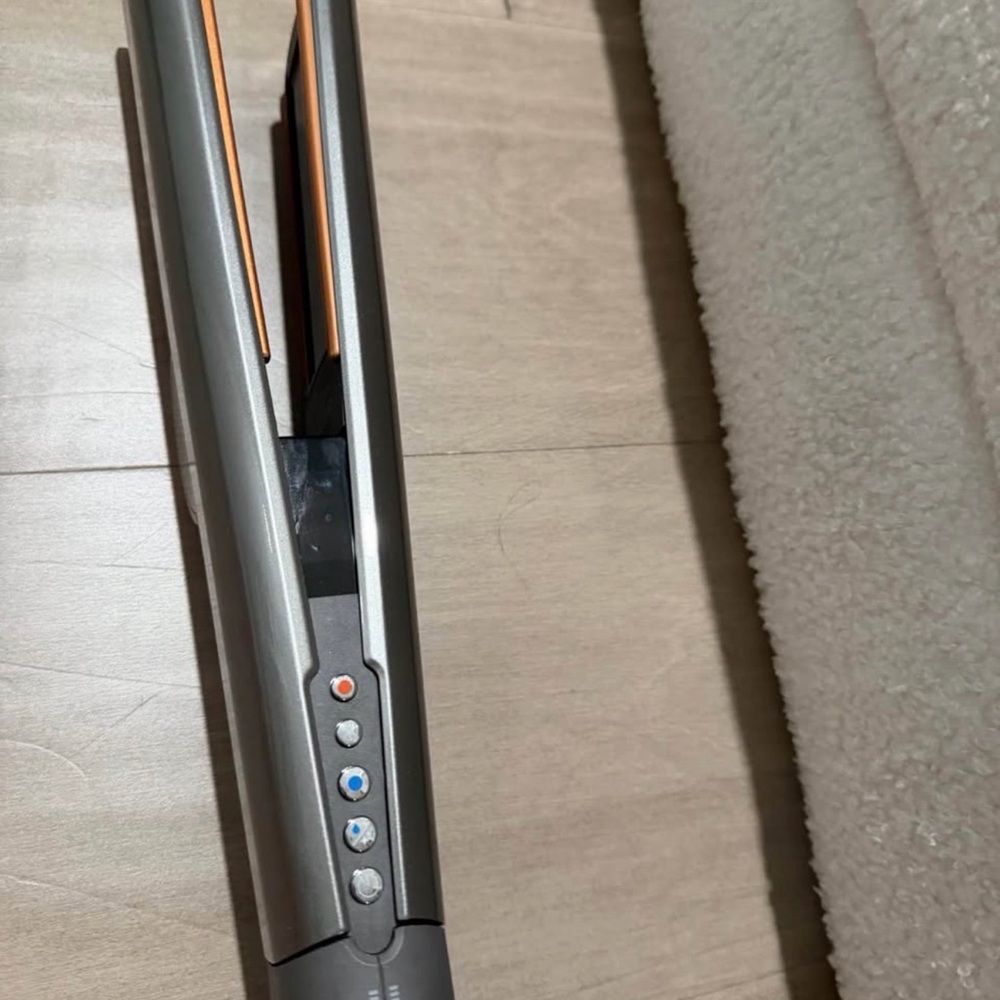 Dyson Hair Styler in Silver and Orange